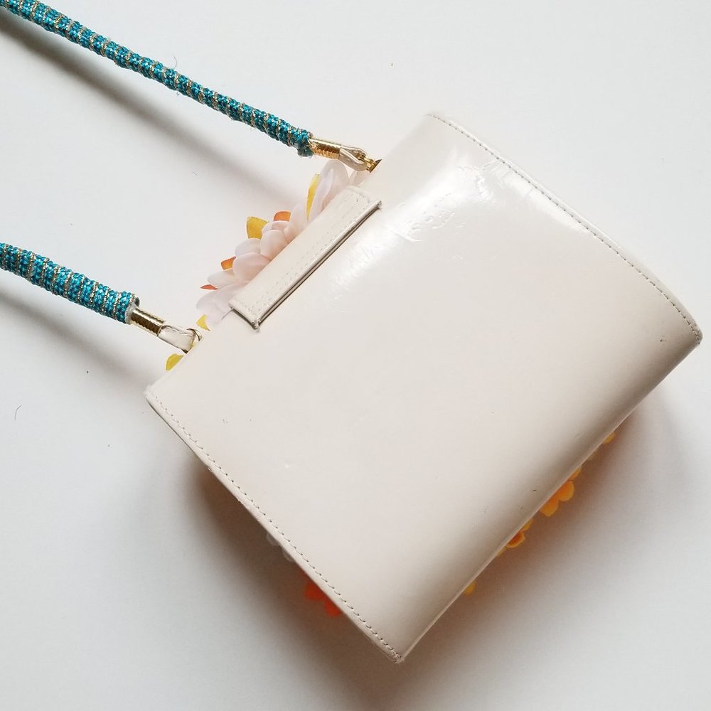Refashioned Faux Flower Crossbody Bag - Picture 5 of 7